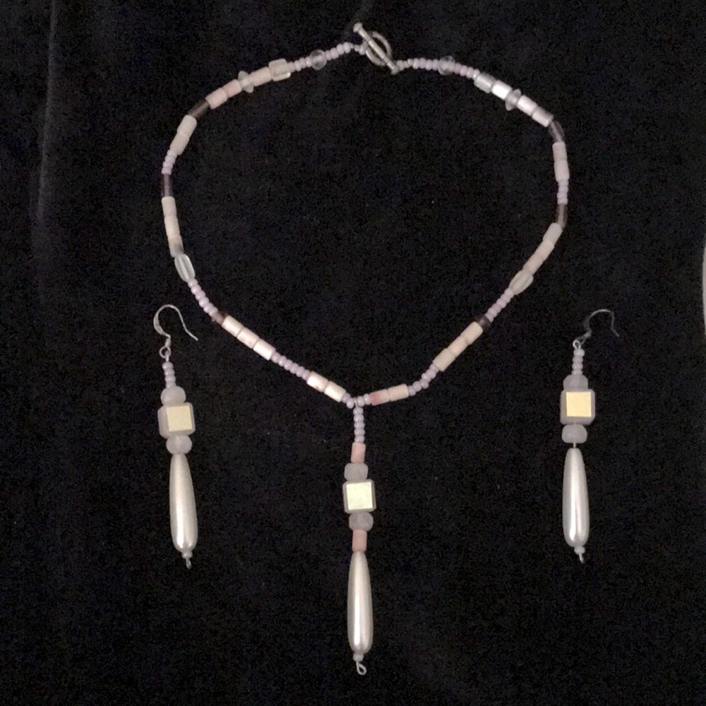 Pearly pink and mauve necklace and earrings